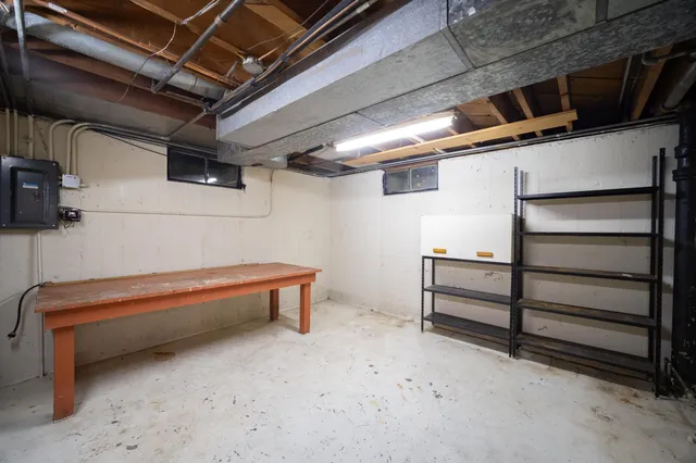 $189,900 | 2812 Guilford Road, Rockford, IL 61107