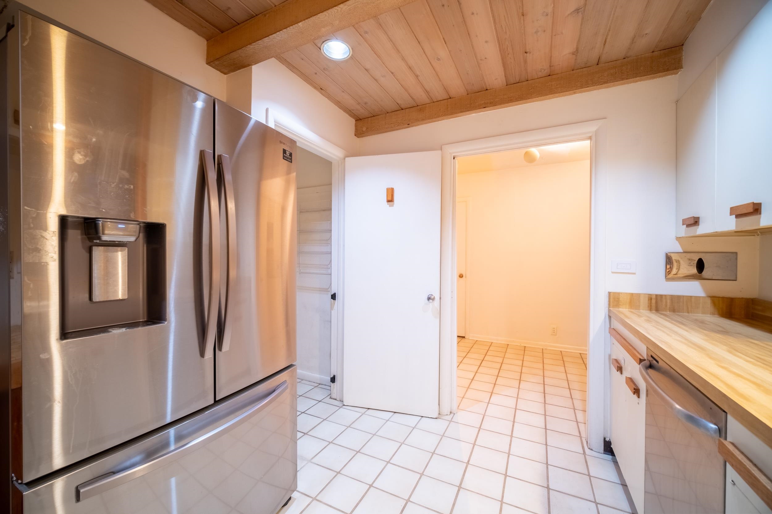 2812 Guilford Road Rockford, IL 61107 - Photo 7 of 28