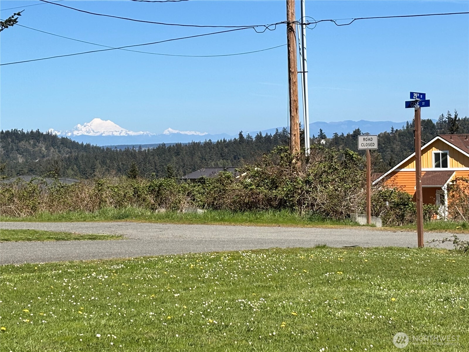 0 29th Street Port Townsend, WA 98368 - Photo 6 of 7 a view of a yard