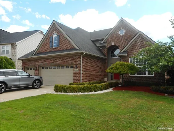 $705,500 | 16928 Boulder Drive, Northville, MI 48168