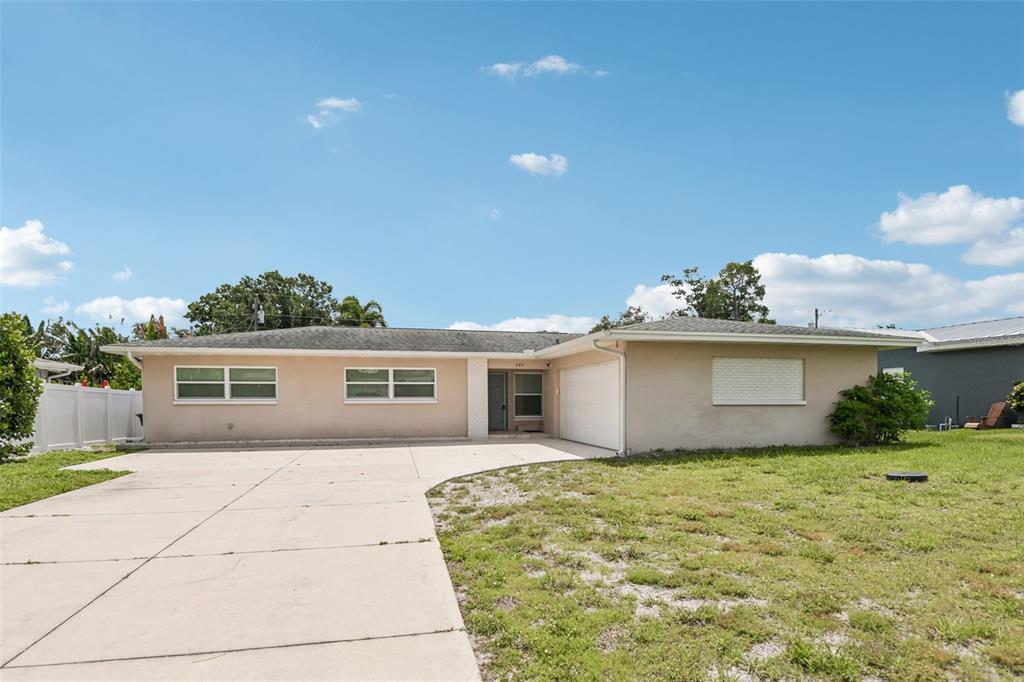 563 Eastview Road Largo, FL 33770 - Photo 1 of 37