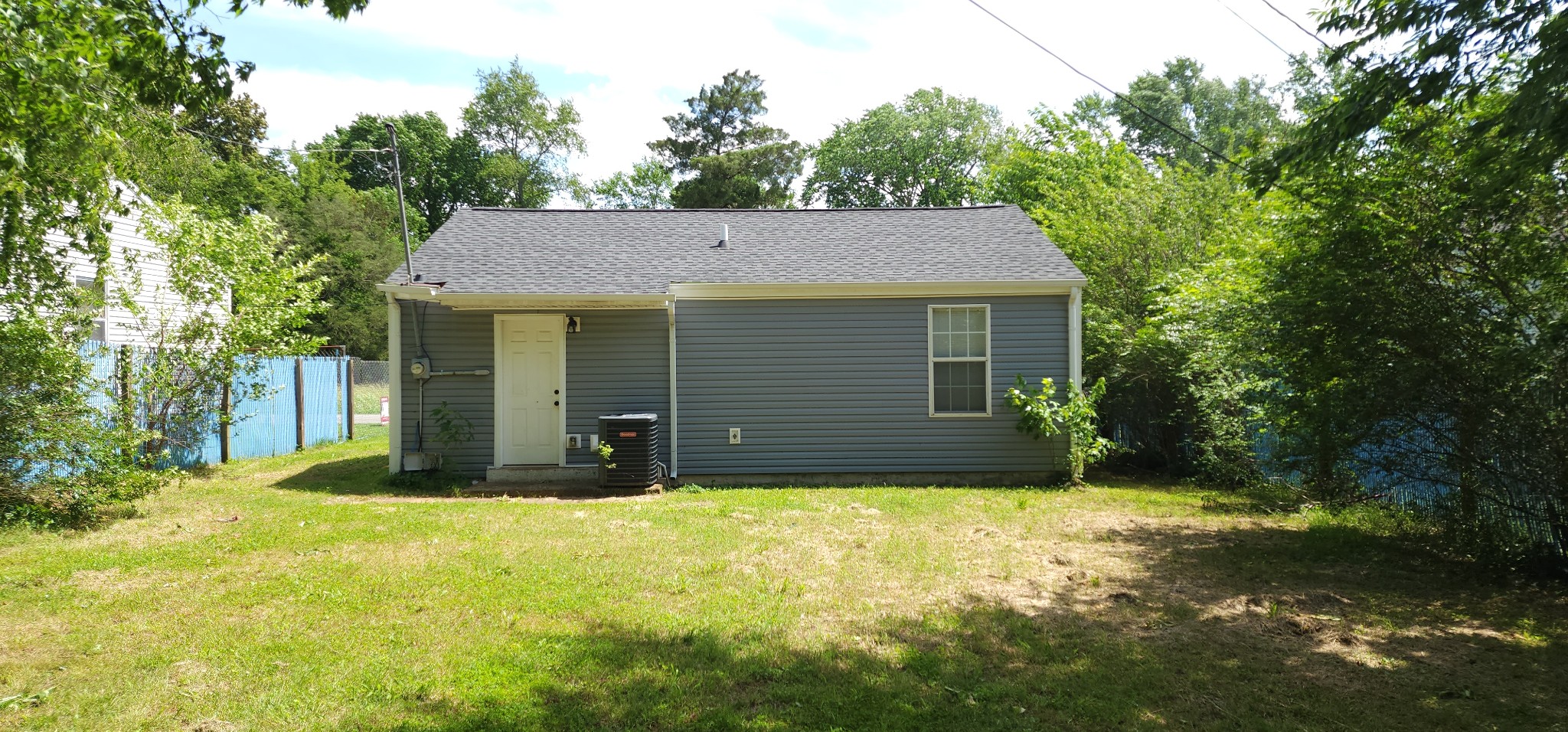 305 Burch Road Clarksville, TN 37042 - Photo 5 of 5 a view of a house with a yard
