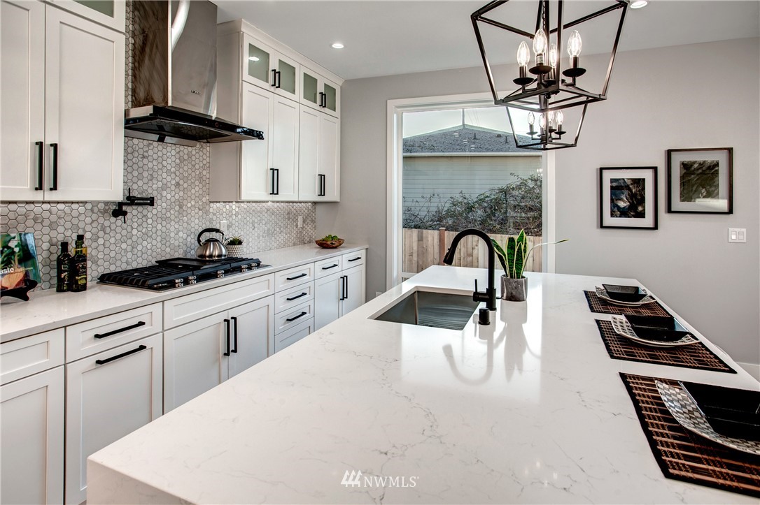 8710 196th Street Southwest Edmonds, WA 98026 - Photo 20 of 40 Gallery Image 20