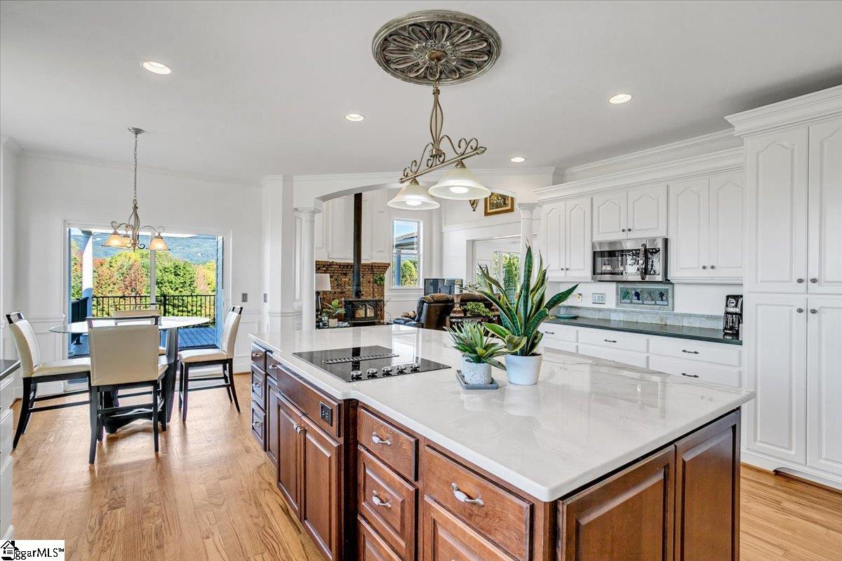 158 Glassy Road Landrum, SC 29356 - Photo 17 of 50