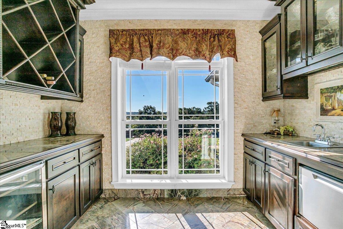 158 Glassy Road Landrum, SC 29356 - Photo 9 of 50