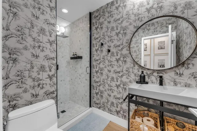 $2,995,000 | 54 Bay Heights Drive, Miami, FL 33133