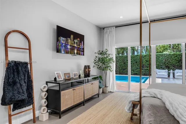 $2,995,000 | 54 Bay Heights Drive, Miami, FL 33133