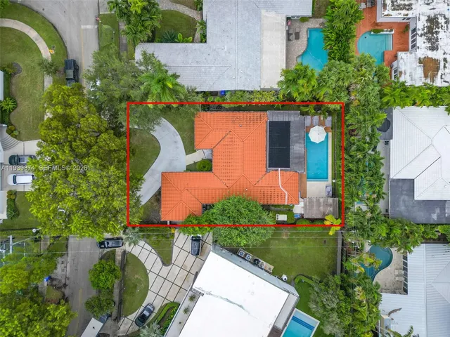 $2,995,000 | 54 Bay Heights Drive, Miami, FL 33133