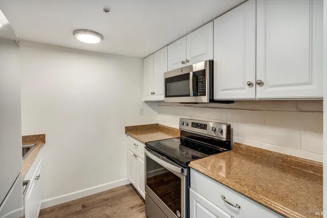 $355,000 | 21 Avram Avenue, Rohnert Park, CA 94928