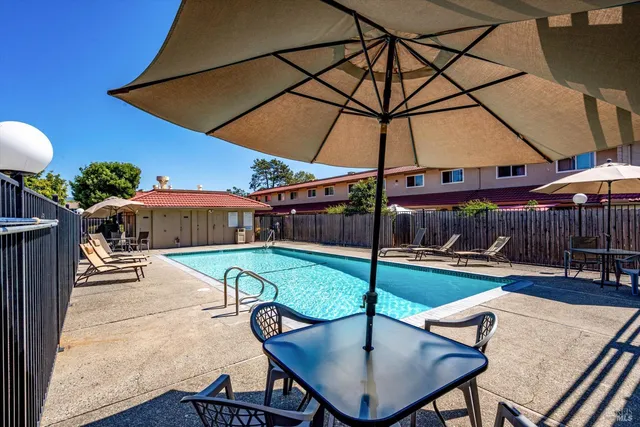 $355,000 | 21 Avram Avenue, Rohnert Park, CA 94928