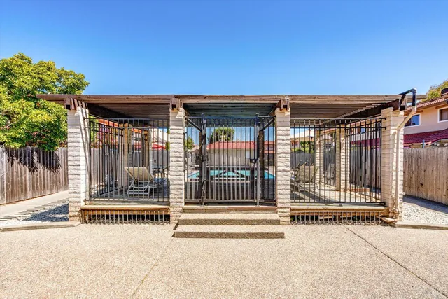 $355,000 | 21 Avram Avenue, Rohnert Park, CA 94928