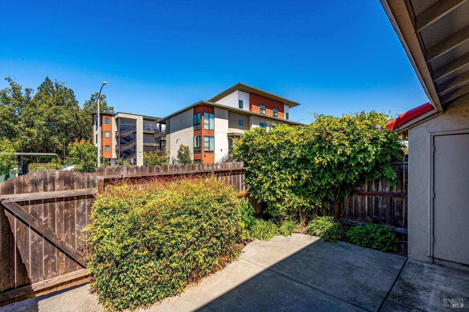 21 Avram Avenue Rohnert Park, CA 94928 - Photo 27 of 28