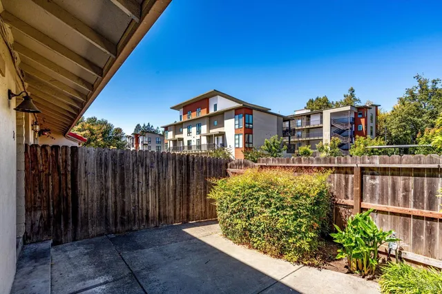 $355,000 | 21 Avram Avenue, Rohnert Park, CA 94928