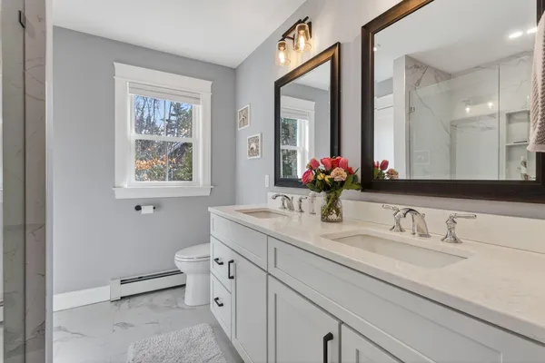 $889,900 | 10 Lodge Drive, Saco, ME 04072