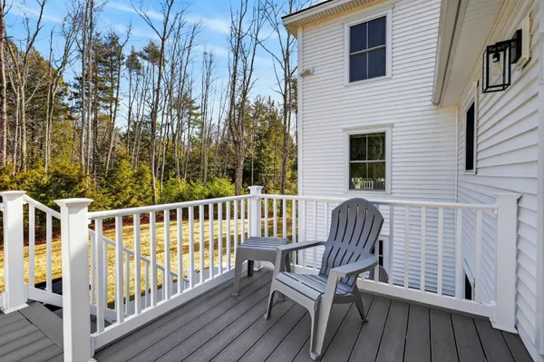 $889,900 | 10 Lodge Drive, Saco, ME 04072