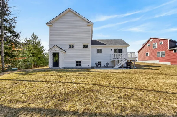 $889,900 | 10 Lodge Drive, Saco, ME 04072