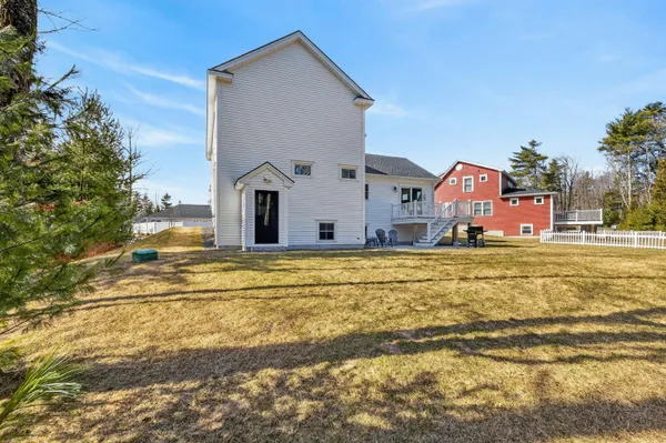 $889,900 | 10 Lodge Drive, Saco, ME 04072