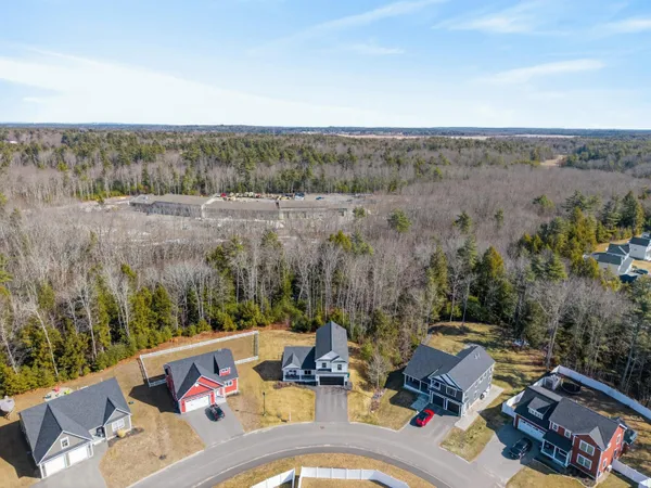 $889,900 | 10 Lodge Drive, Saco, ME 04072