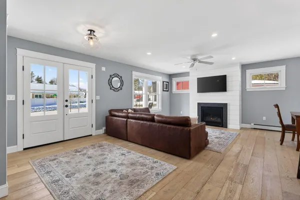 $889,900 | 10 Lodge Drive, Saco, ME 04072