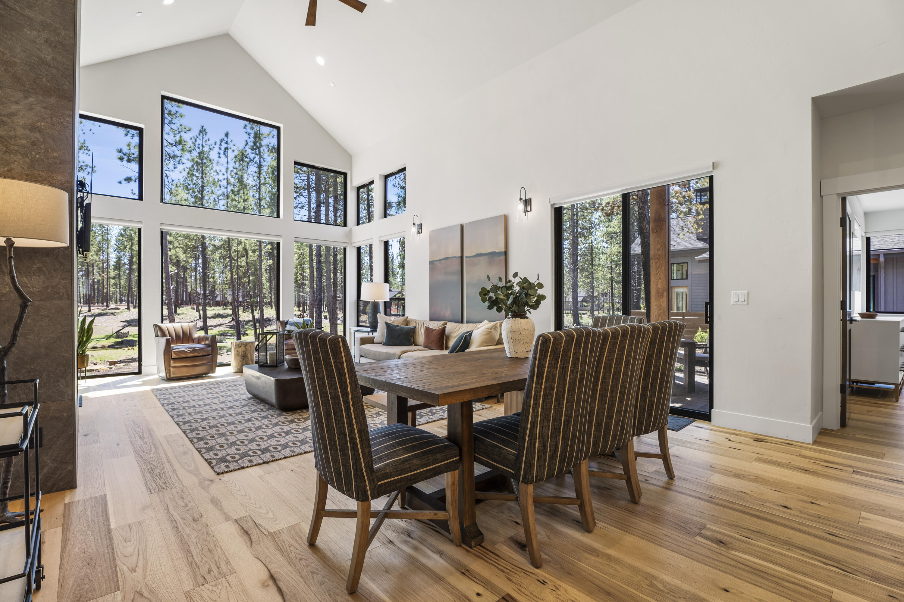 18171 Forestbrook Loop Bend, Unit 9 Bend, OR 97707 - Photo 11 of 41 21-Dining Room