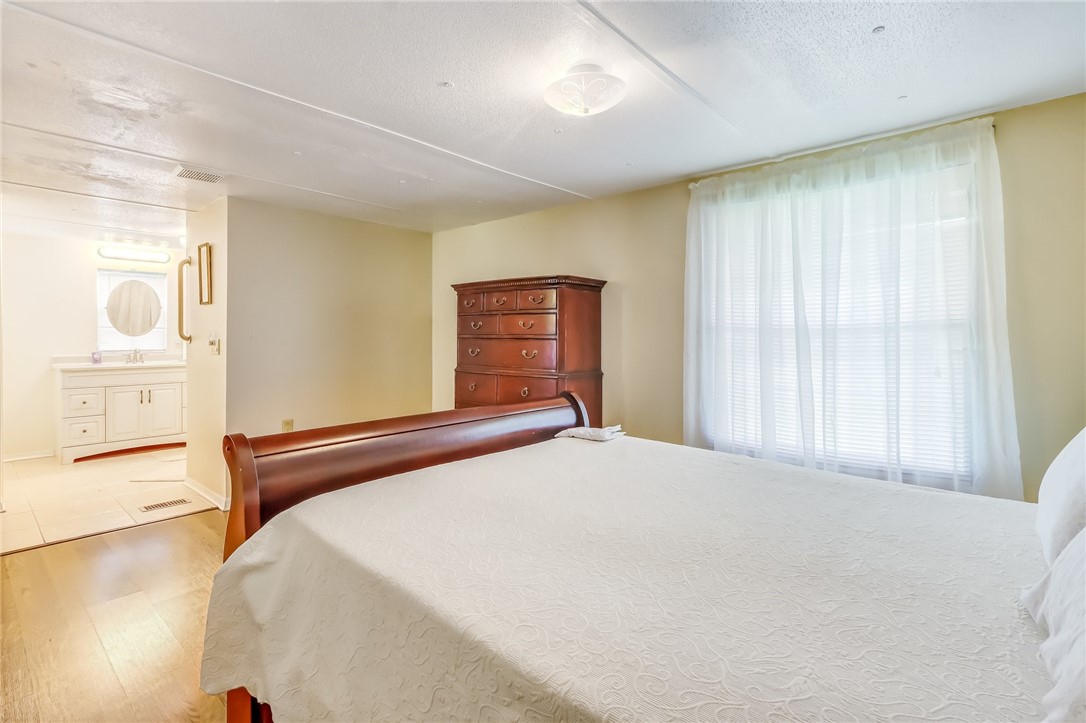 9295 Fish Road Jacksonville, FL 32220 - Photo 7 of 28 Gallery Image 7