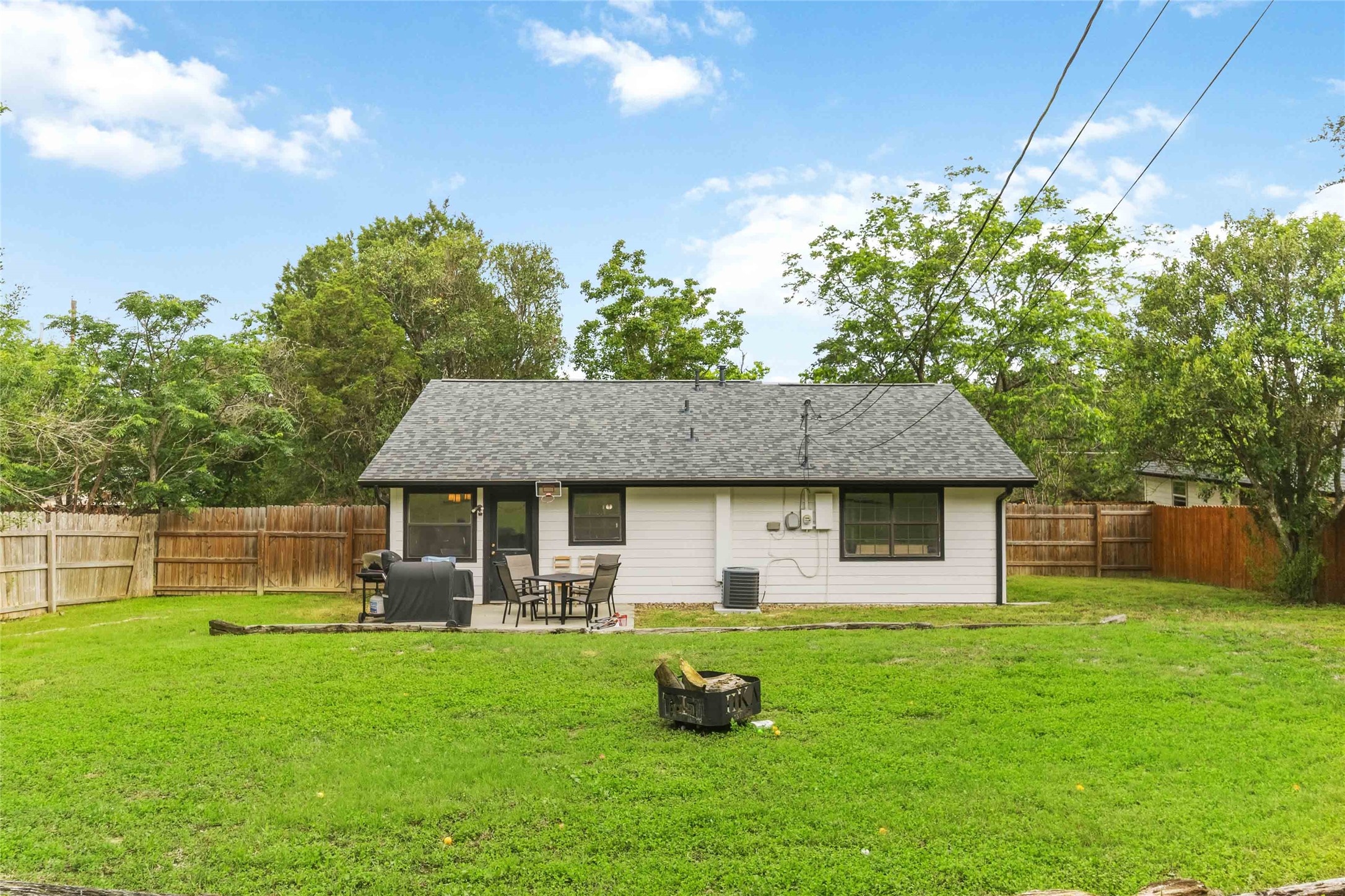 805 Indiana Street San Marcos, TX 78666 - Photo 25 of 39