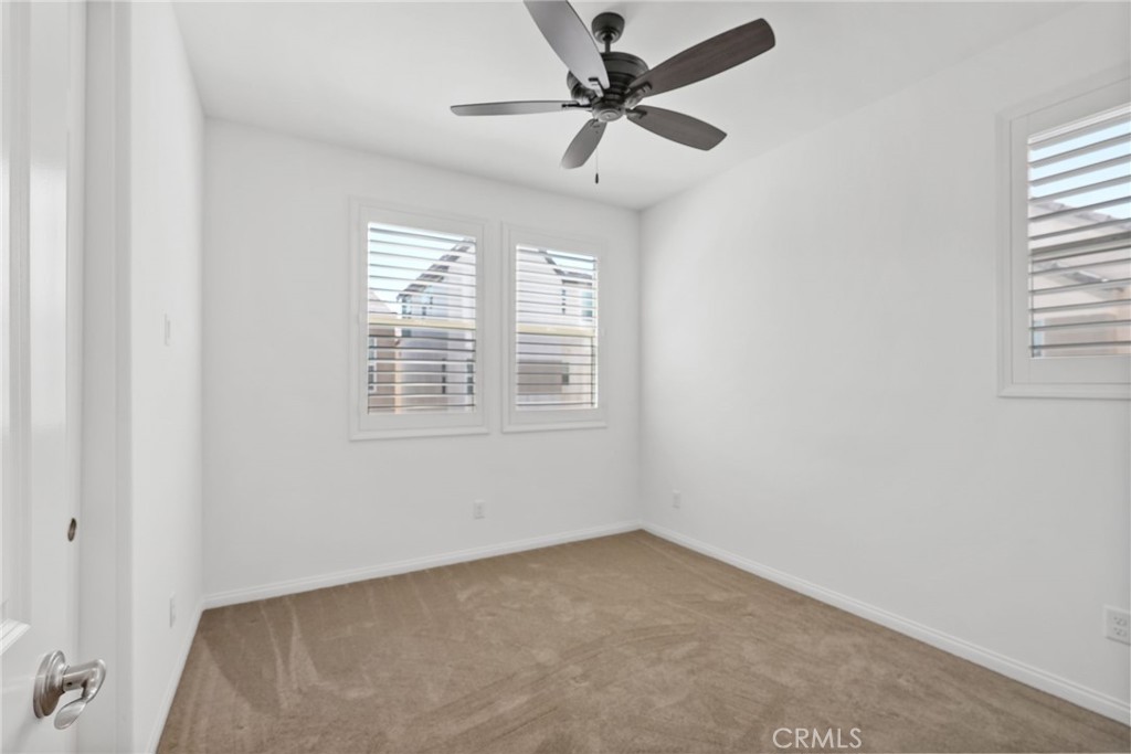 27367 Thunder Ridge Valencia, CA 91381 - Photo 30 of 56