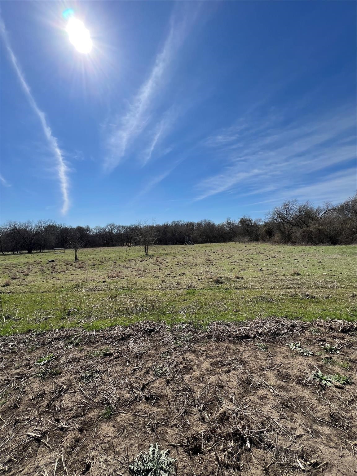 254 Hcr 4149 Itasca, TX 76055 - Photo 3 of 4 a view of a large body of water with a building in the background