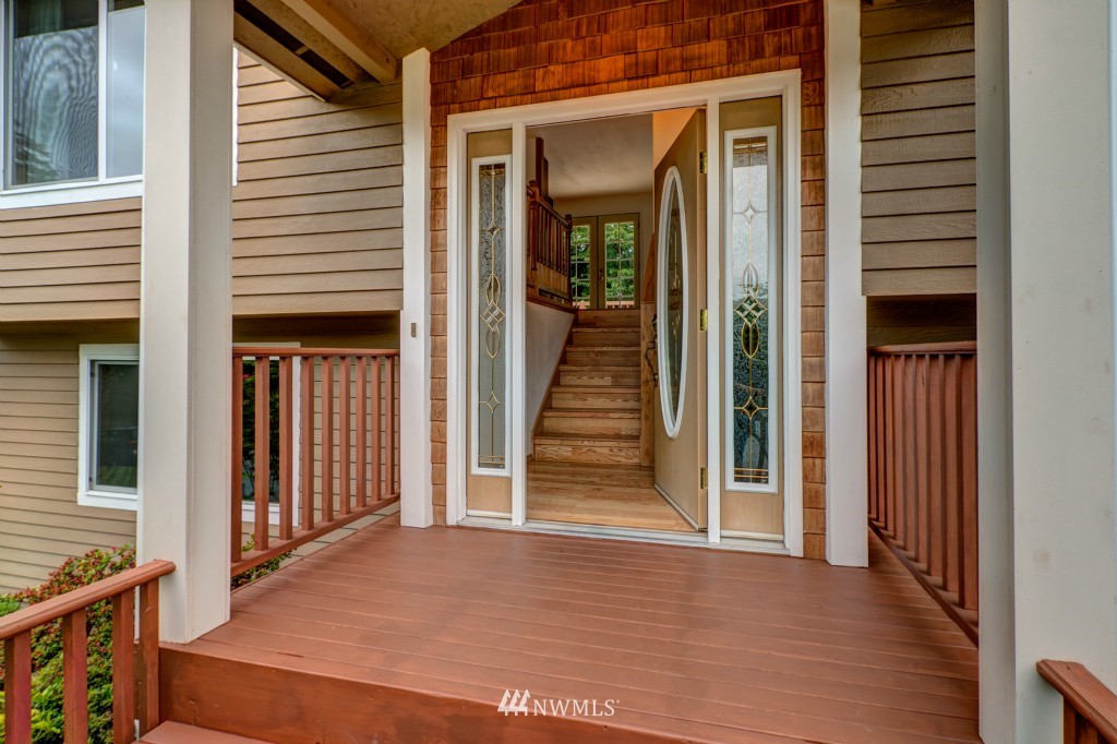 112 239th Place Southwest Bothell, WA 98021 - Photo 2 of 20