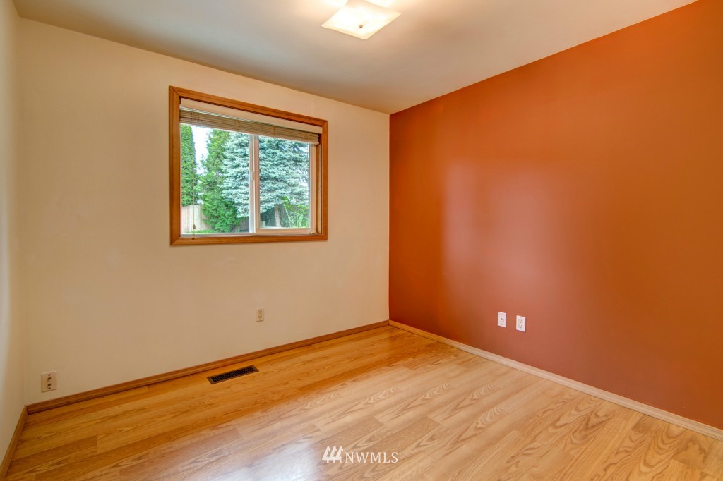 112 239th Place Southwest Bothell, WA 98021 - Photo 14 of 20