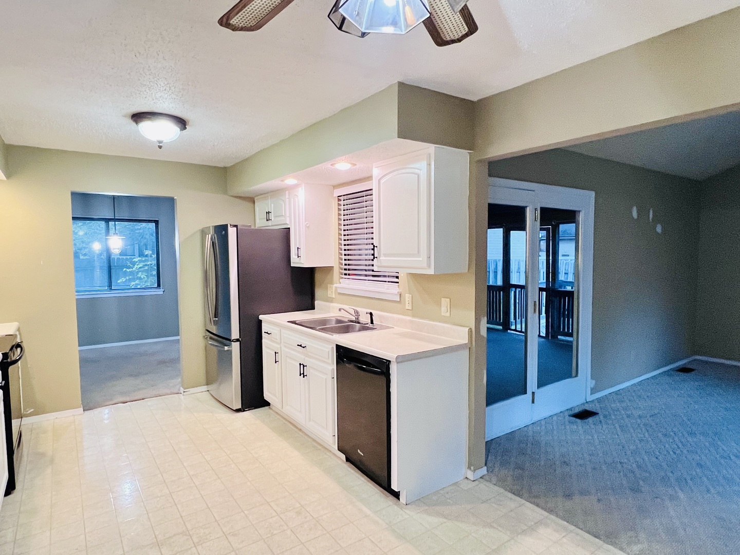 2604 Rachel Road Champaign, IL 61822 - Photo 8 of 35 Gallery Image 8