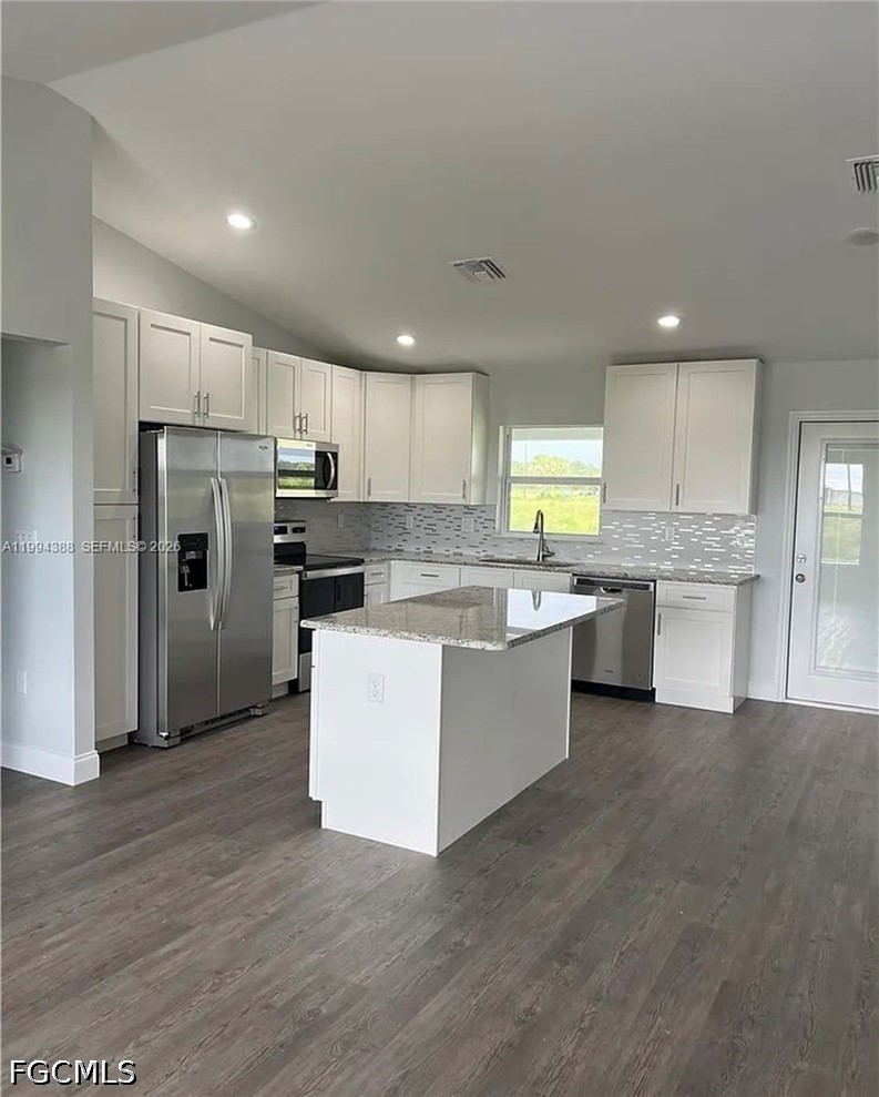 634 Royce Road LaBelle, FL 33935 - Photo 6 of 20