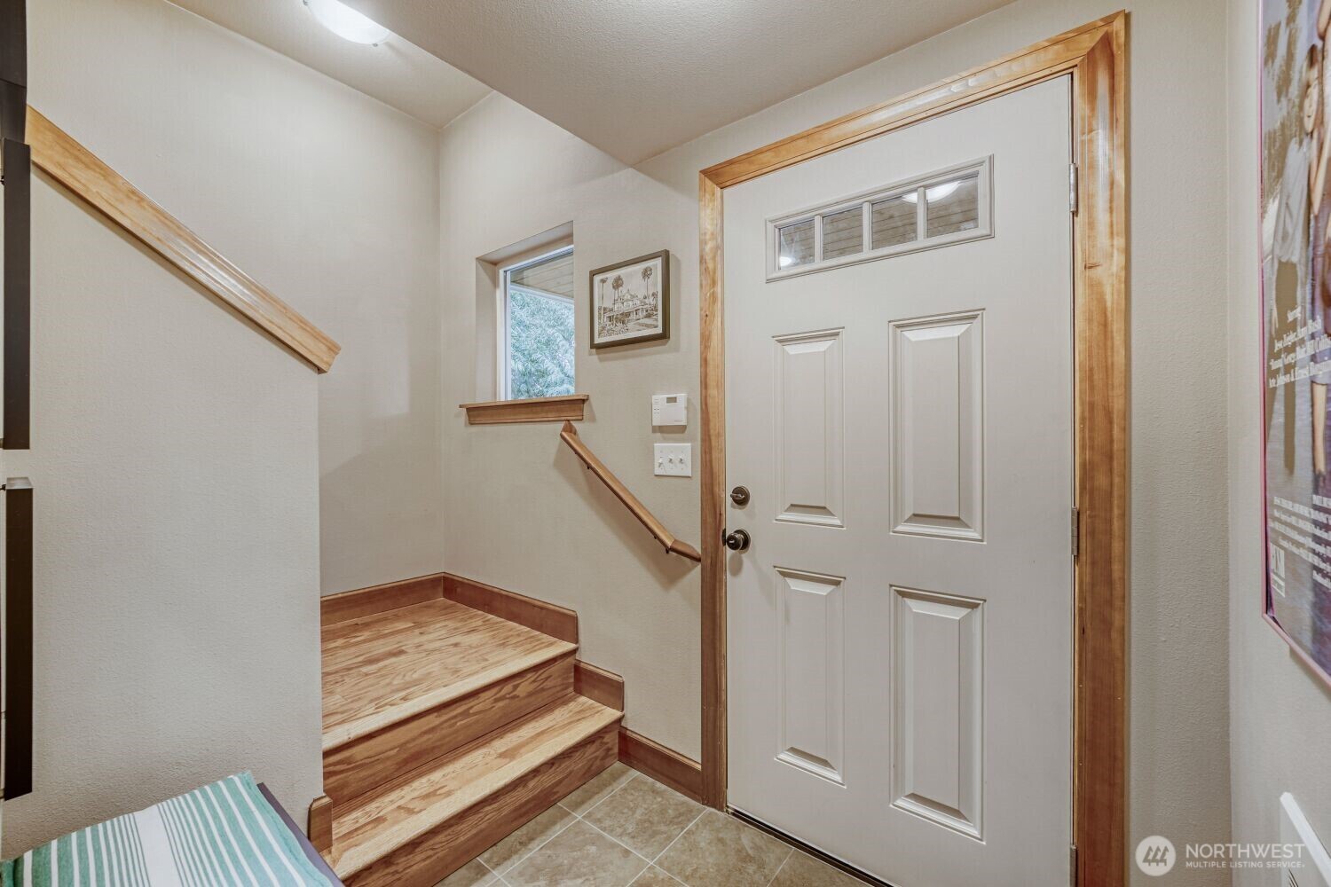 11740 Burke Avenue North Seattle, WA 98133 - Photo 5 of 26