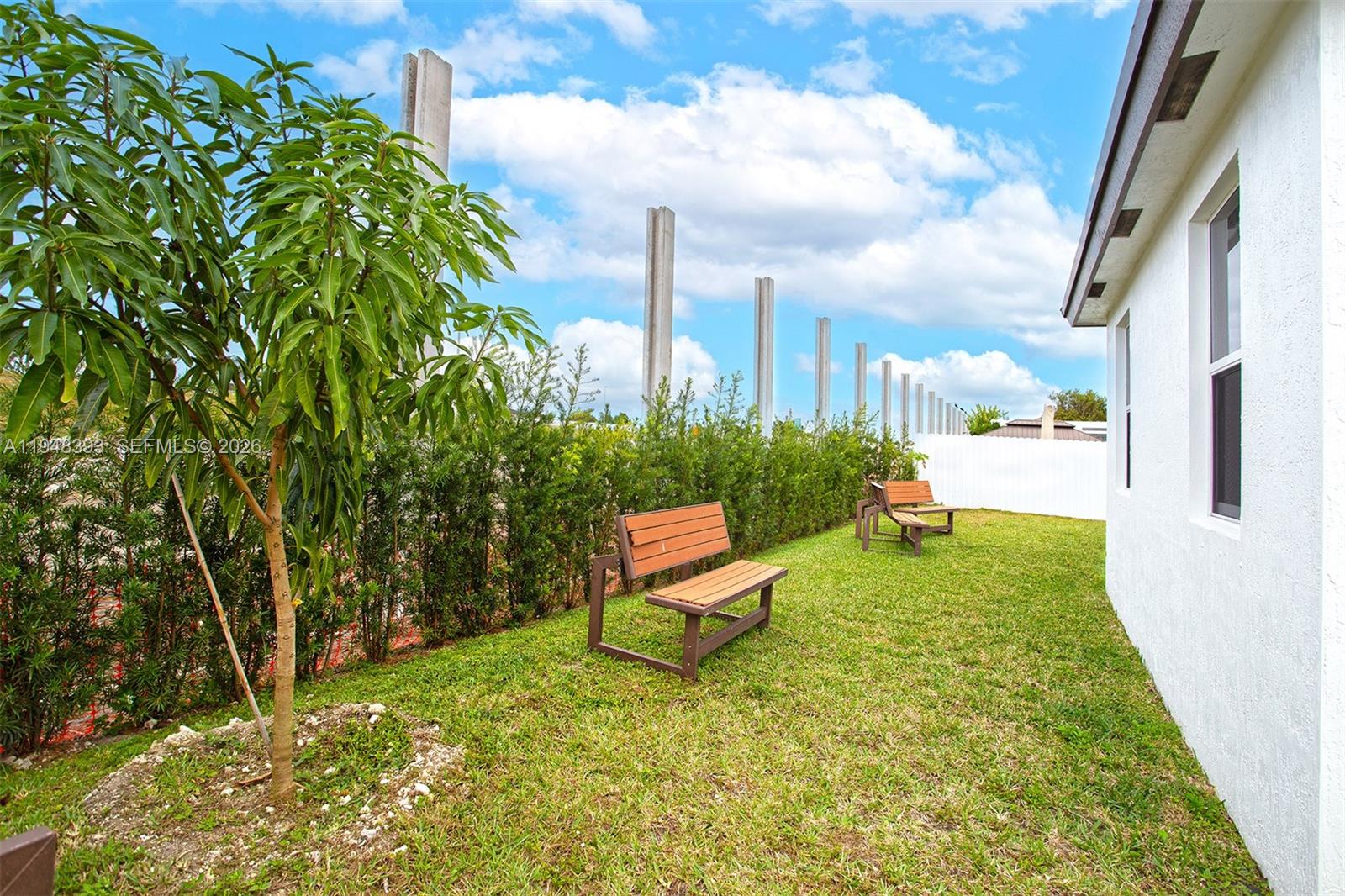 27440 Southwest 135th Ave Road Homestead, FL 33032 - Photo 5 of 75