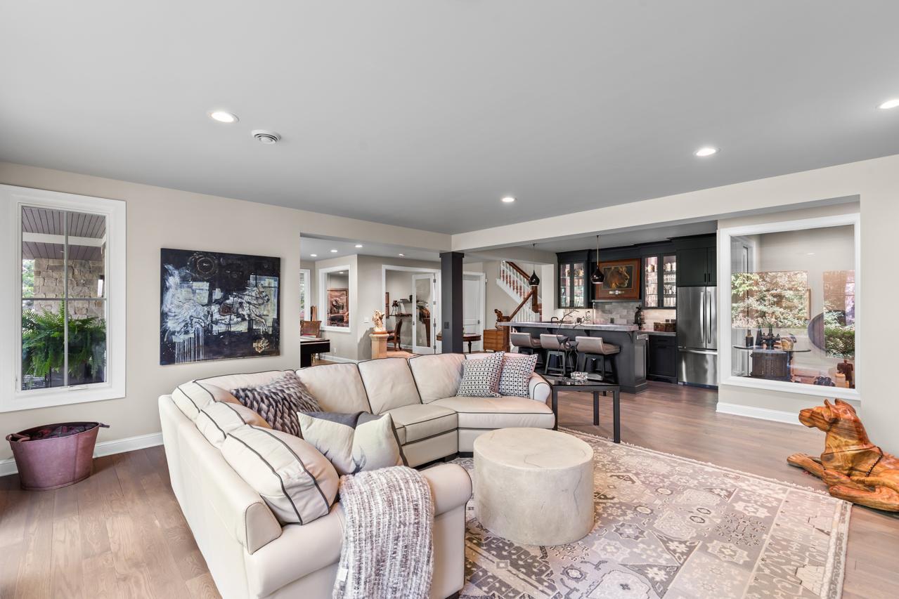 1595 Locust Hills Circle Wayzata, MN 55391 - Photo 23 of 41