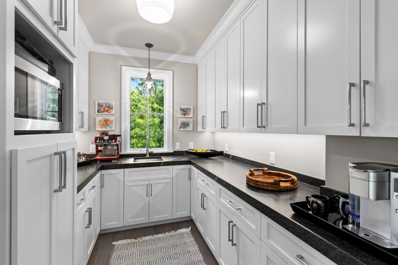 1595 Locust Hills Circle Wayzata, MN 55391 - Photo 9 of 41