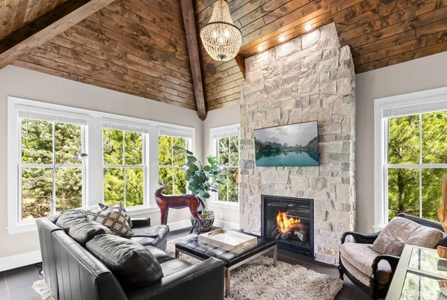 $4,250,000 | 1595 Locust Hills Circle, Wayzata, MN 55391