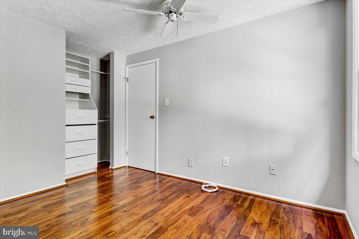 11535 Underoak Court Reston, VA 20191 - Photo 12 of 23 Gallery Image 12