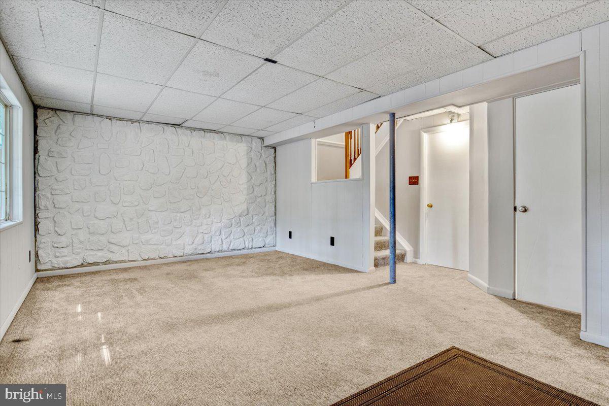 11535 Underoak Court Reston, VA 20191 - Photo 16 of 23 Gallery Image 16