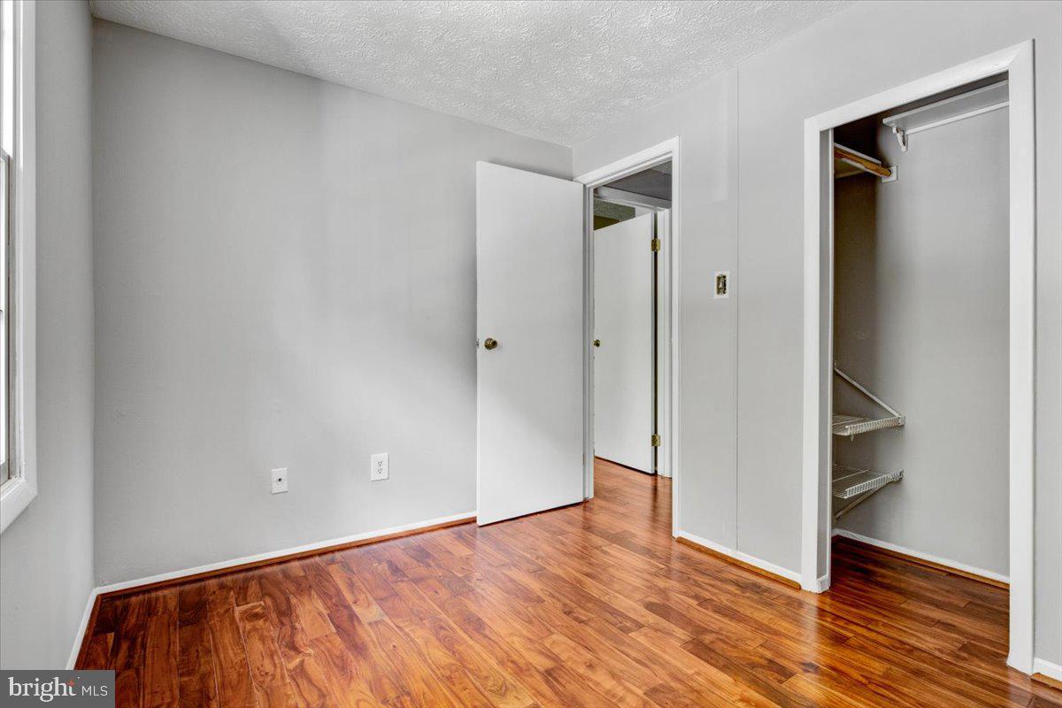 11535 Underoak Court Reston, VA 20191 - Photo 10 of 23 Gallery Image 10