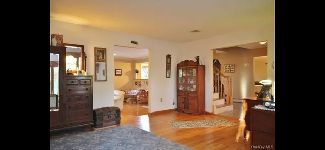 a view of a livingroom with furniture