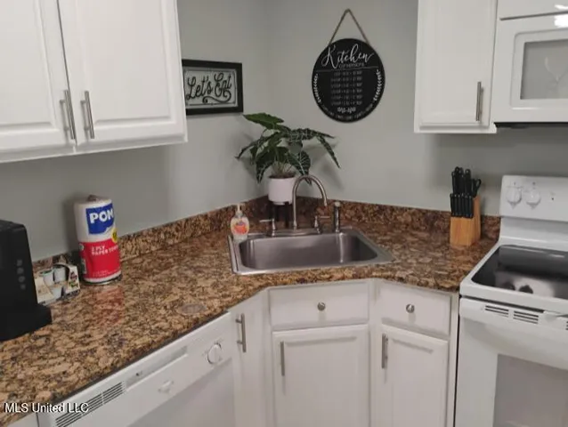 $139,900 | 1664 Beach Boulevard, Unit K167, Biloxi, MS 39531