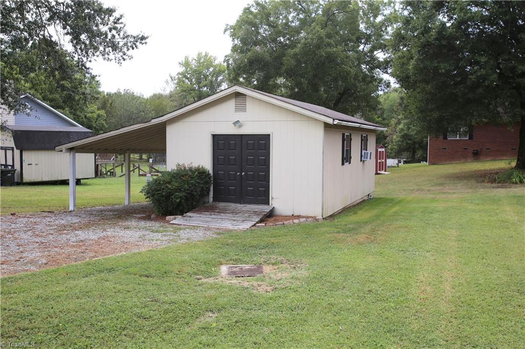 934 Liberty Road Archdale, NC 27263 - Photo 15 of 17 Gallery Image 15