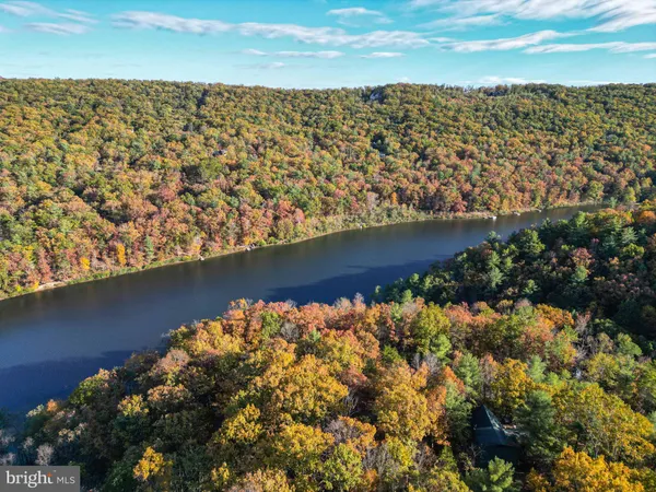 $240,000 | 547 King Street, Unit 17B, Basye, VA 22810