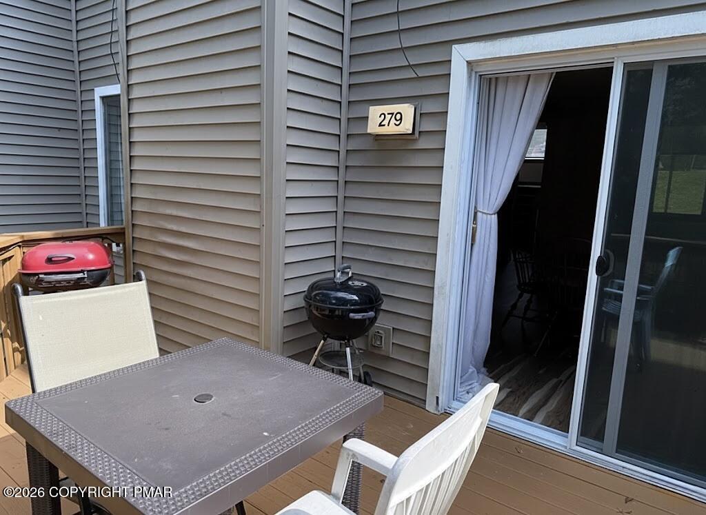 3315 Windemere Drive Bushkill, PA 18324 - Photo 20 of 23 Deck