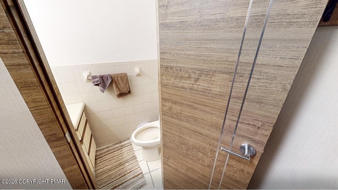 3315 Windemere Drive Bushkill, PA 18324 - Photo 9 of 23 Half bath/floor 1