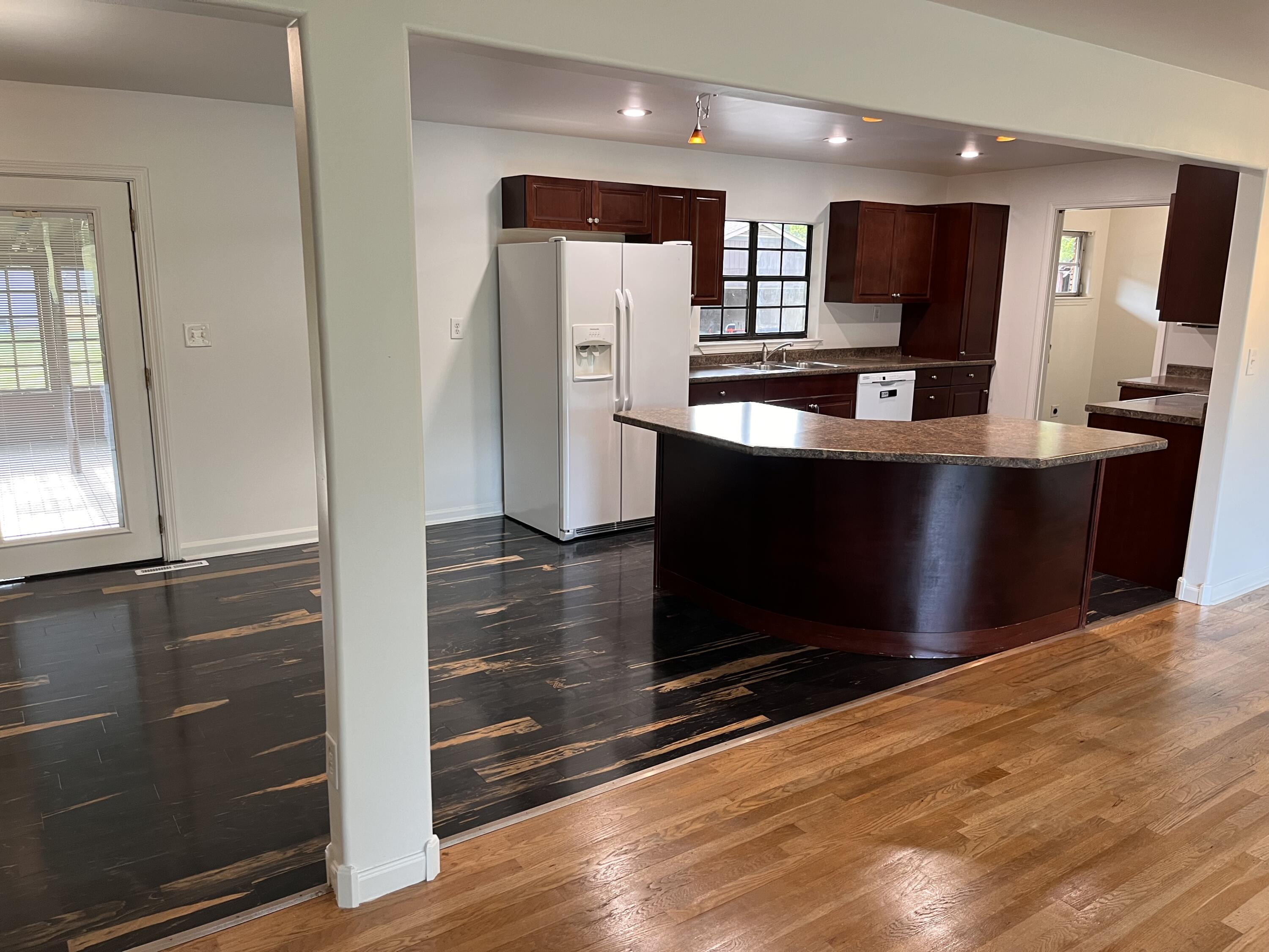 7105 Mountain View Road Ooltewah, TN 37363 - Photo 6 of 21 IMG_0137