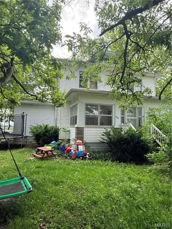 $94,000 | 607 Springfield Road, Gillespie, IL 62033