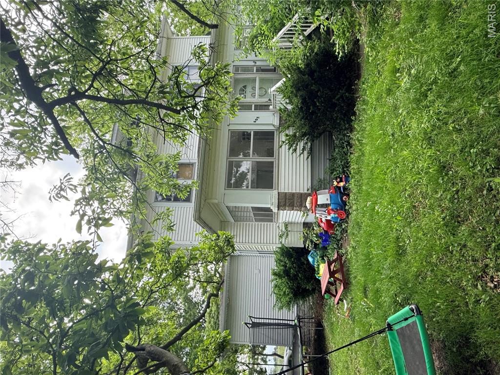 607 Springfield Road Gillespie, IL 62033 - Photo 1 of 32