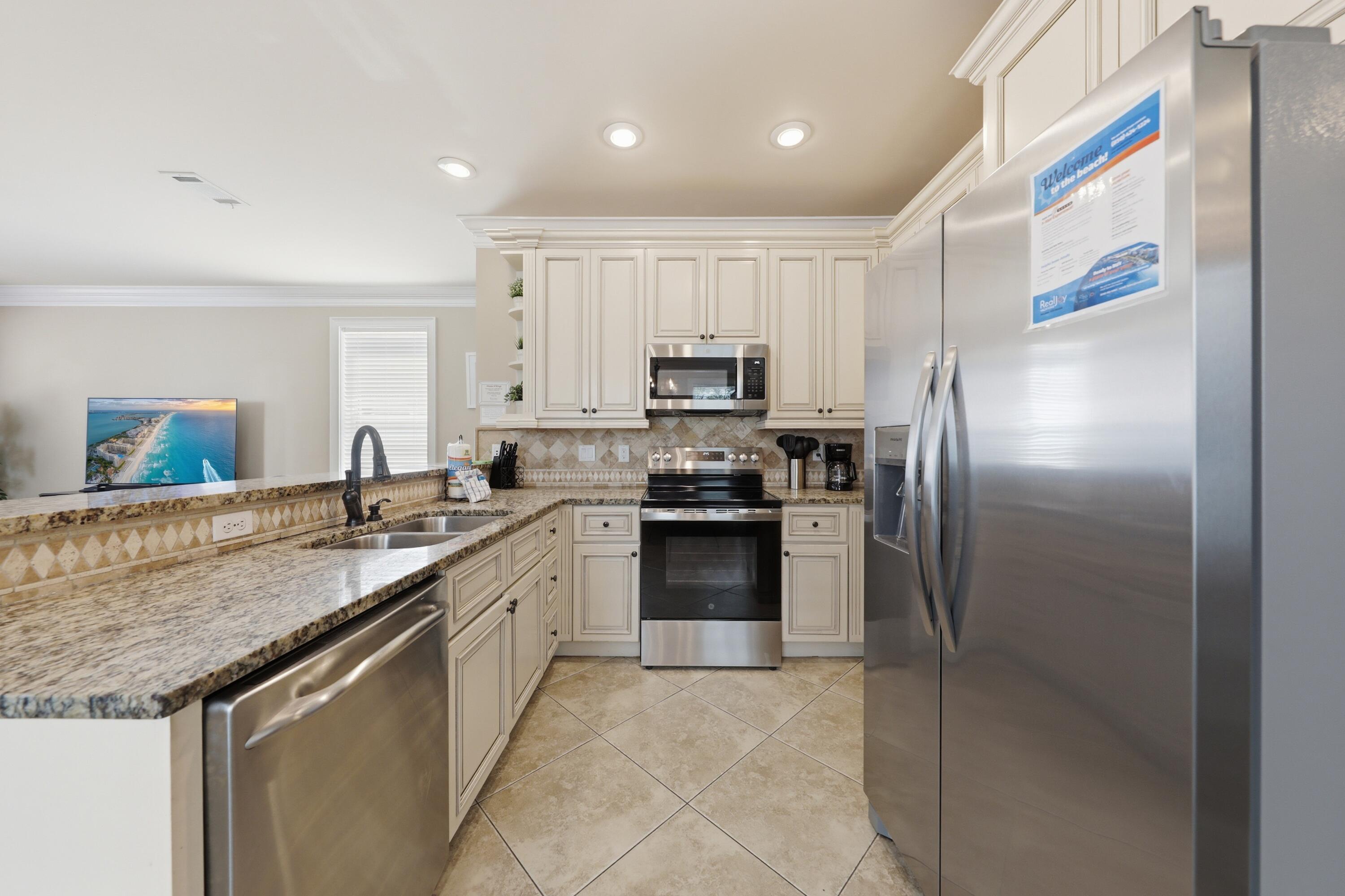 4551 Grand Key Loop West Destin, FL 32541 - Photo 9 of 88 MooreMedia_HDR_16
